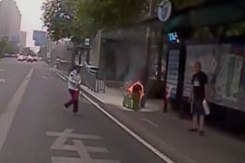 济南公交女驾驶员勇救火获市民点赞
