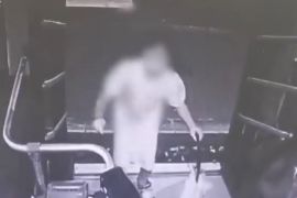 7岁女孩独自坐公交与家人走散 公交驾驶员暖心照看助返家