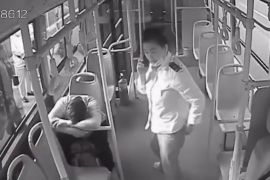 乘客突发疾病，司机紧急救助