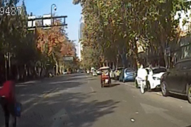 公交榜样丨一群人在路上捡山楂，咋回事？